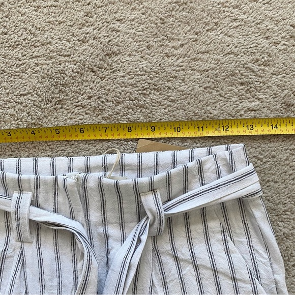 BNWT Monk & Lou White High Rise Pinstripe Paperbag Waist Pants - Picture 10 of 14